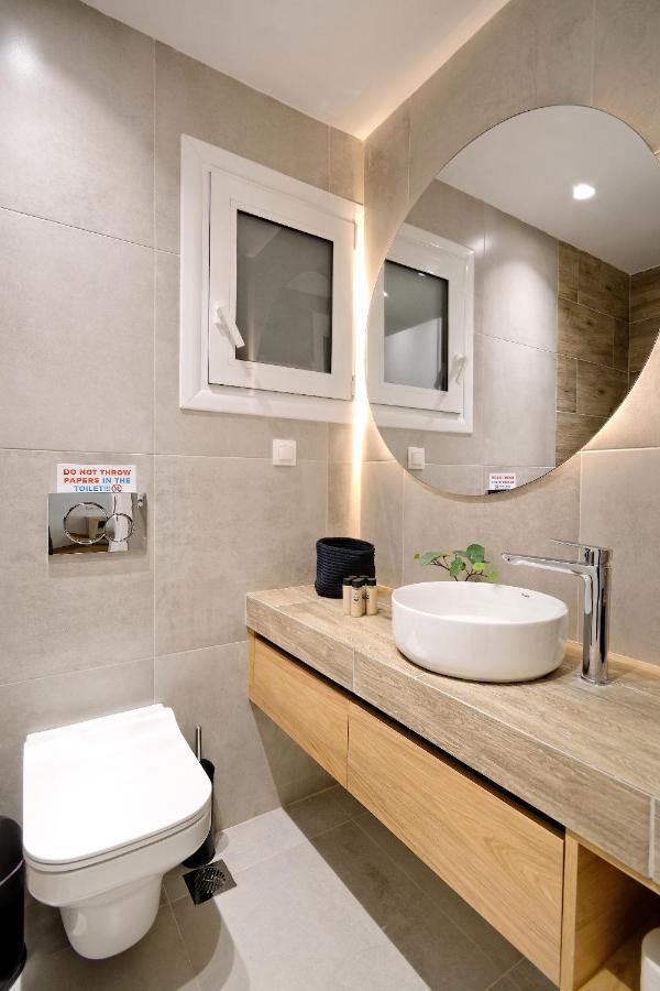 Elegant Big Apartment In Athens Center With Balcony Exterior photo