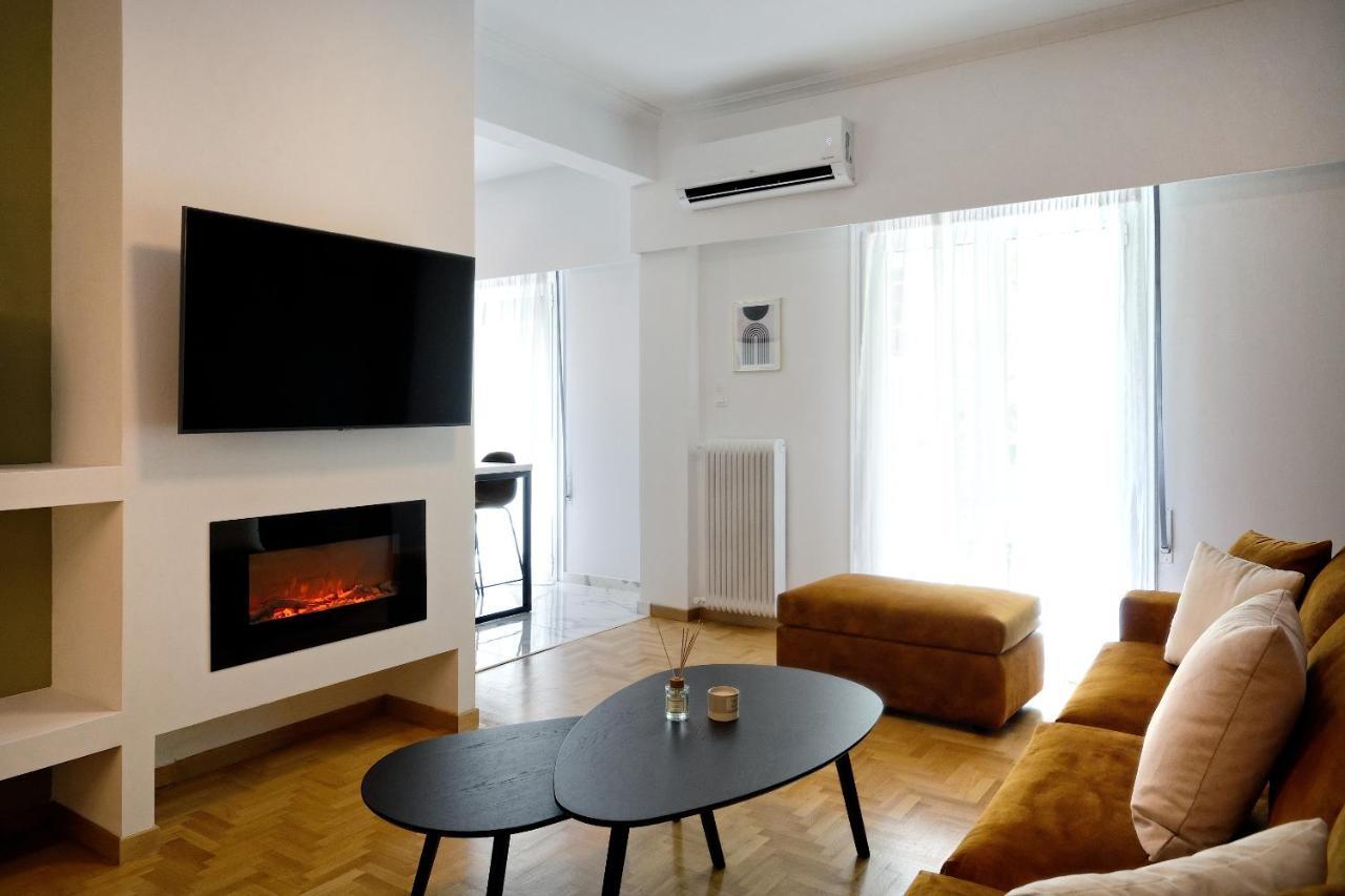 Elegant Big Apartment In Athens Center With Balcony Exterior photo