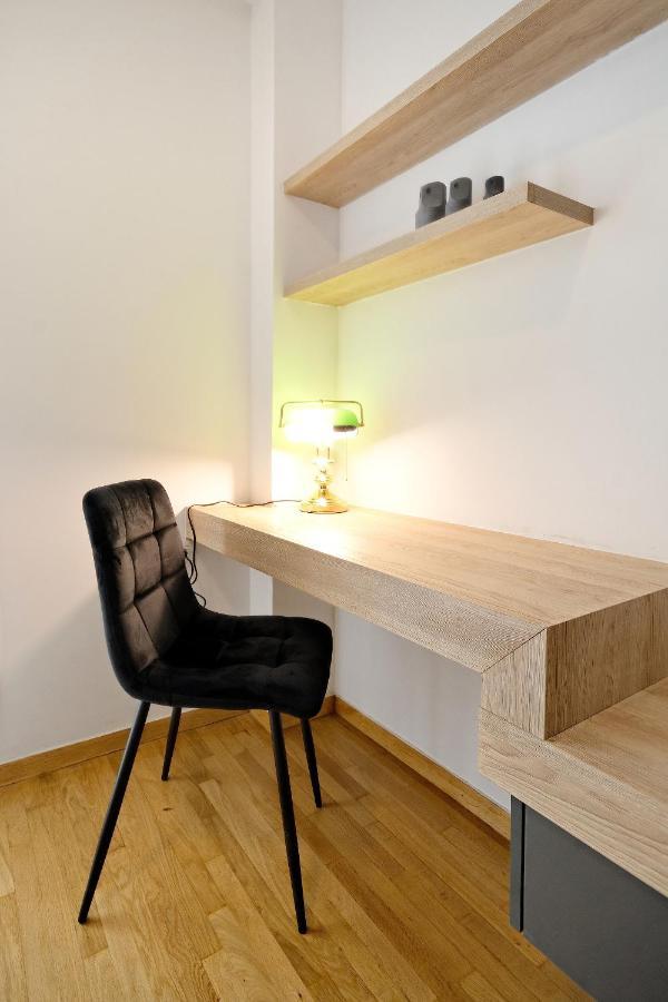 Elegant Big Apartment In Athens Center With Balcony Exterior photo
